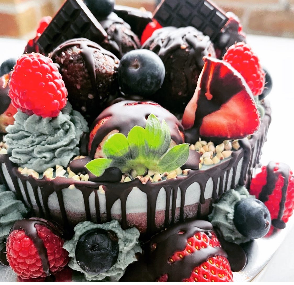 Raw By Hara Small Cake