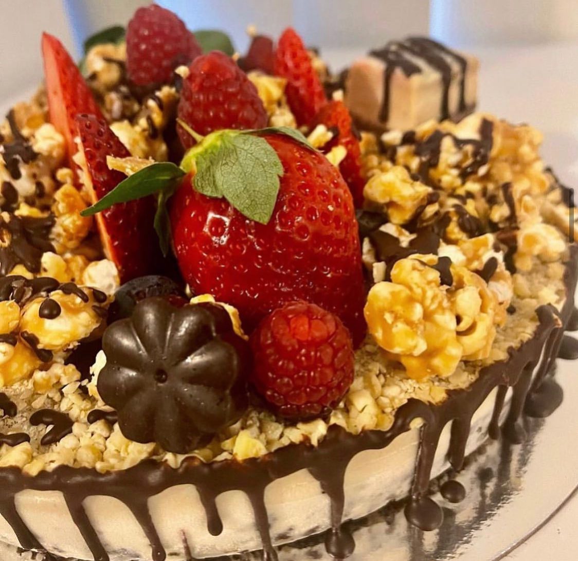 Raw By Hara Small Cake
