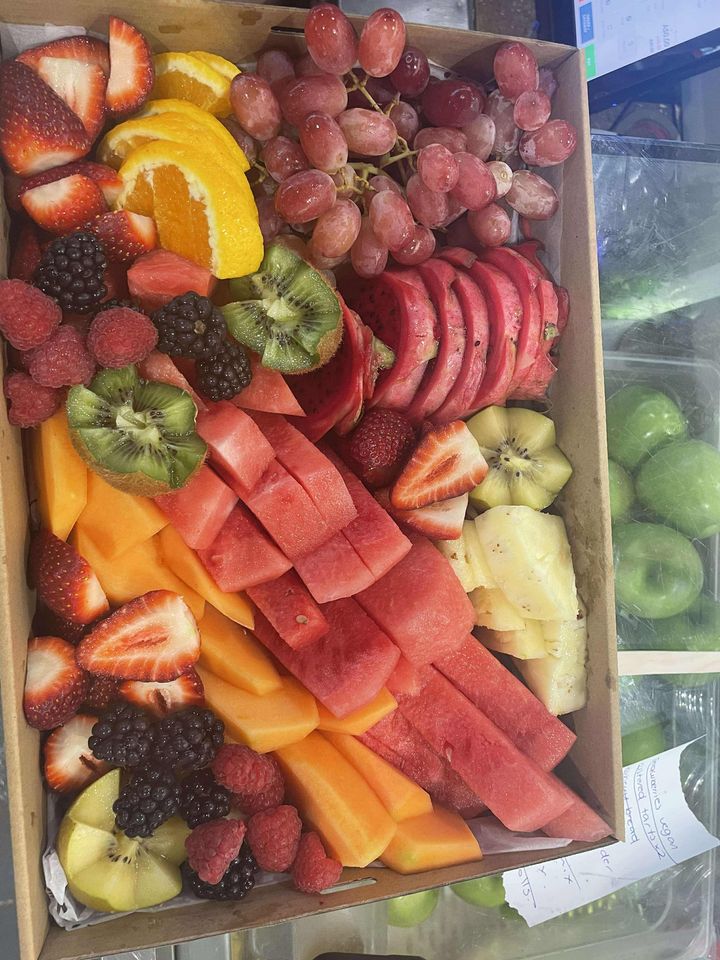 Seasonal Fruit Platter